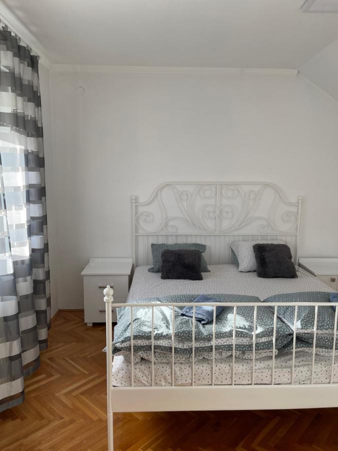 Apartment Cactus 021 Novi Sad Buitenkant foto